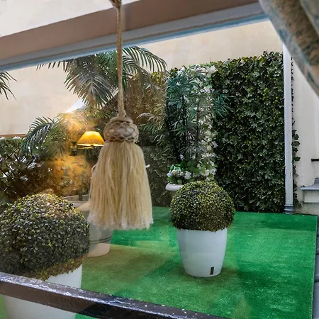 Hotel Relais Du Vieux Parigi