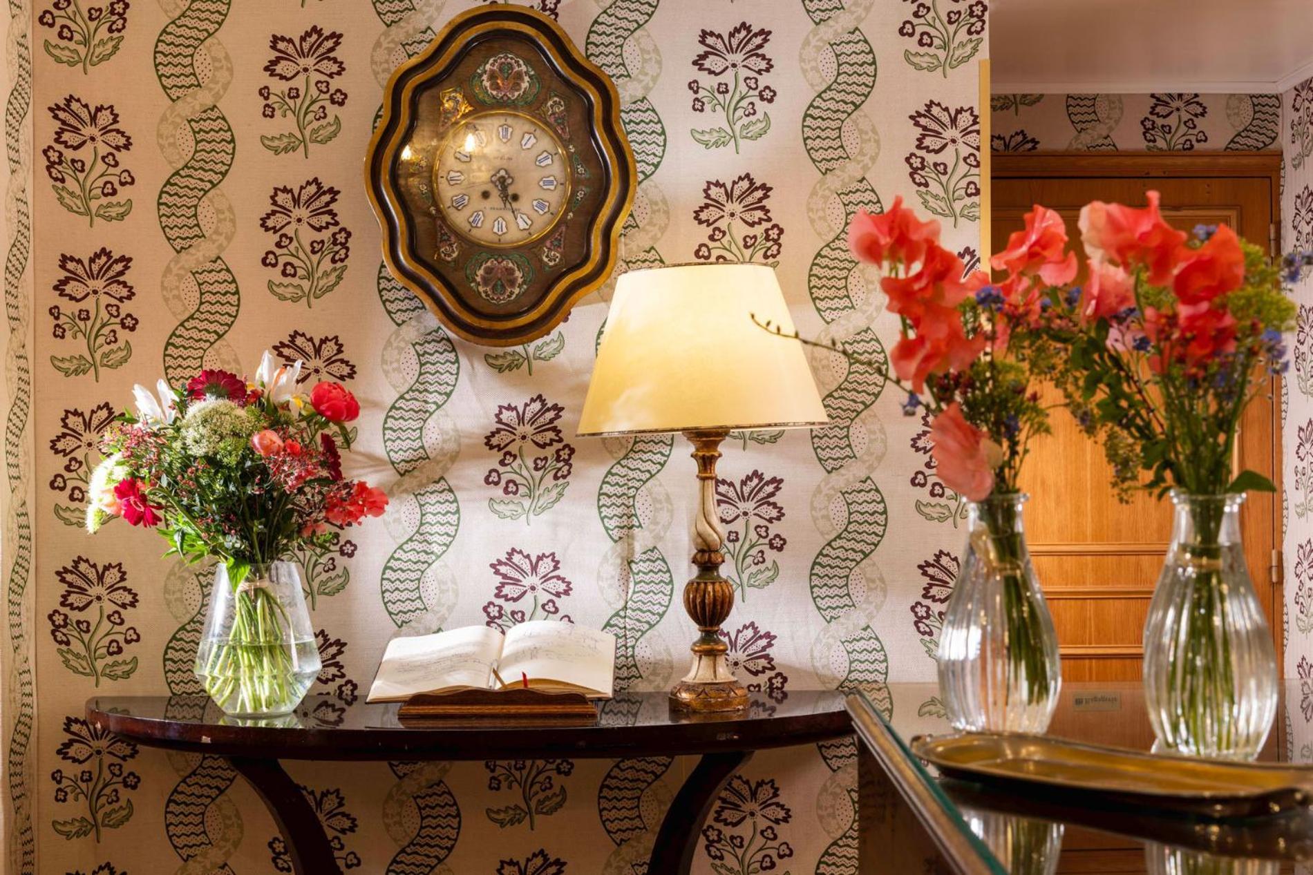 Relais Du Vieux Hotel 4*